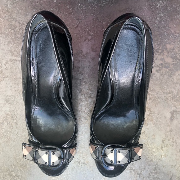 Burberry heels - Picture 6 of 7